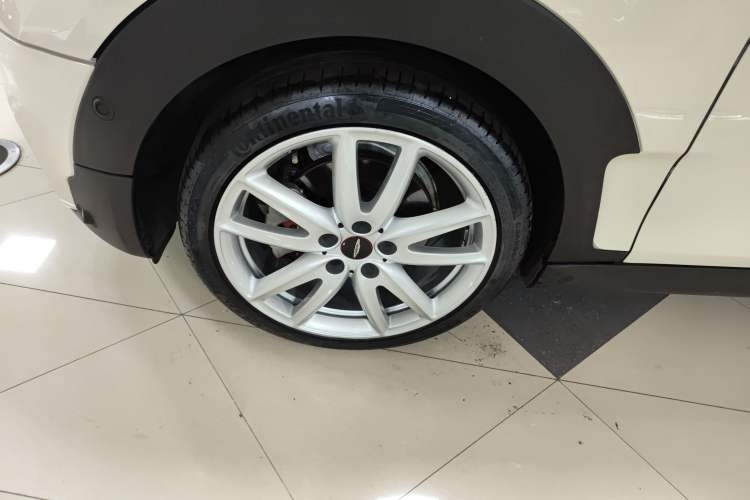 Used  Clubman 2018 1.5T COOPER Racing Driver
