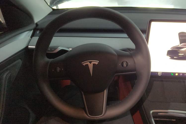 Used Tesla Model Y 2024 Rear-Wheel-Drive Version