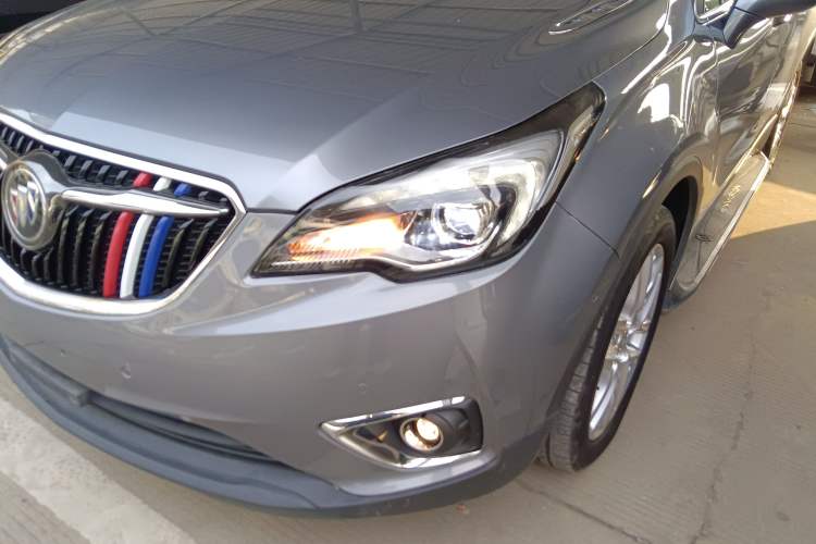 Used Buick Envision 2018 28T Four-Wheel Drive Luxury Model
