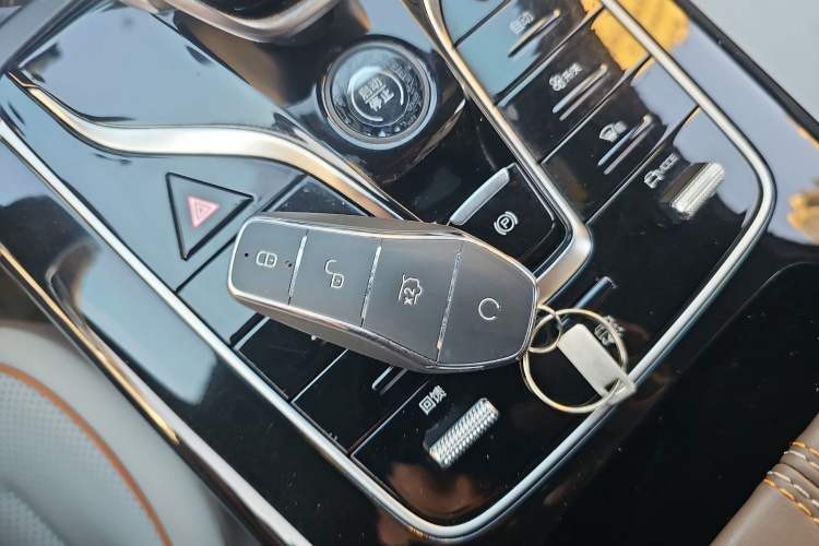 Used BYD Qin PLUS 2024 Honor Edition EV 510KM Leading Model