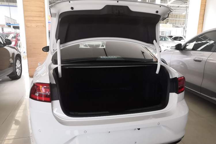 Used Volkswagen Lamando 2021 230TSI DSG Fashion Edition
