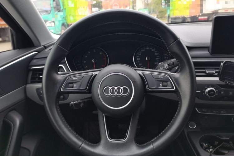 Used Audi A4L 2019 40 TFSI Ambition China VI