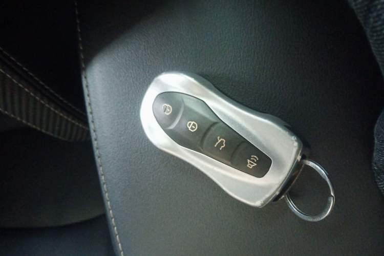 Used Geely Auto Emgrand X7 Sport 2020 1.8TD DCT Smart Connect PRO
