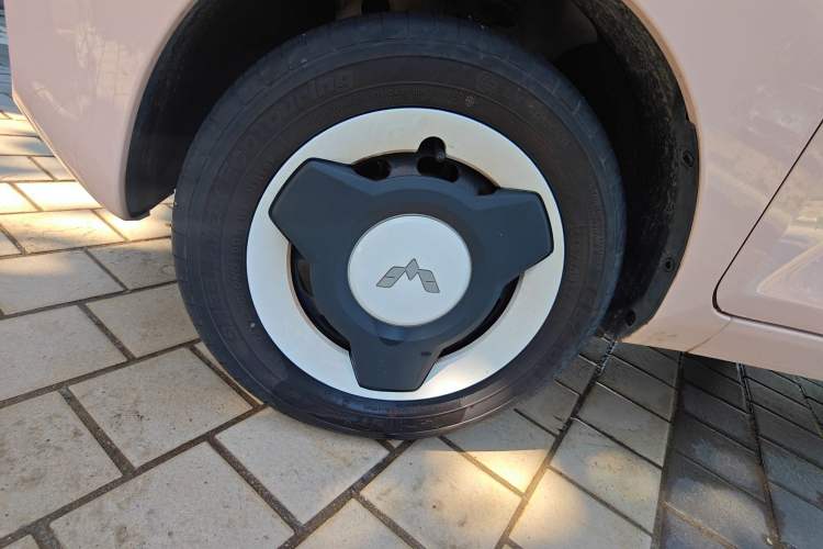 Used Wuling Hongguang MINIEV 2021 Macaron Premium Model – Lithium Iron Phosphate