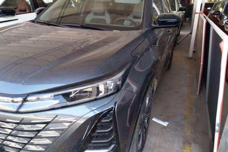 Used Changan CS75 PLUS 2024 3rd Generation Champion Edition 1.5T Intelligent Drive Dynamic Model