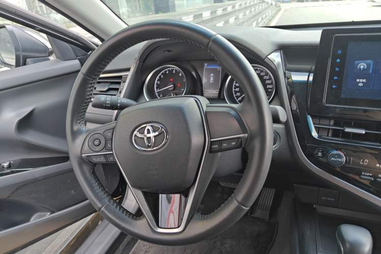 Used Toyota Camry 2023 2.0GVP Premier Edition
