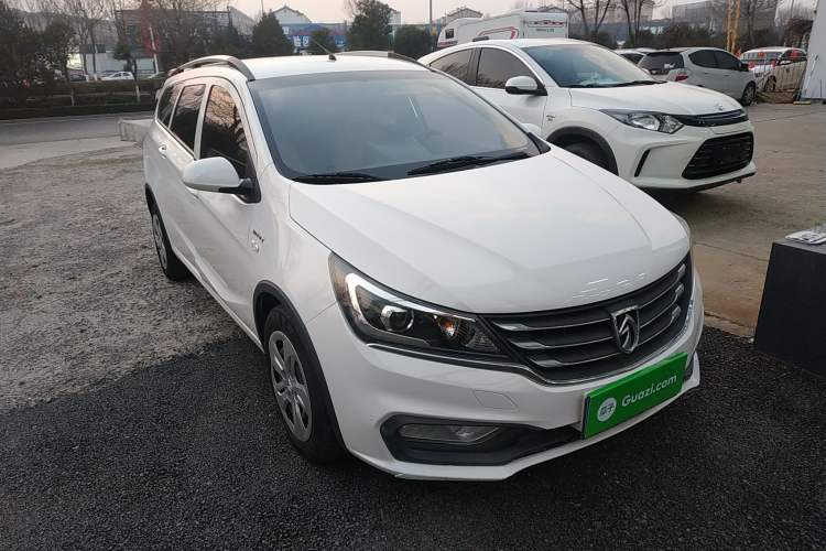 Used Baojun 310W 2017 1.5L Manual Comfort Model China V Standard
