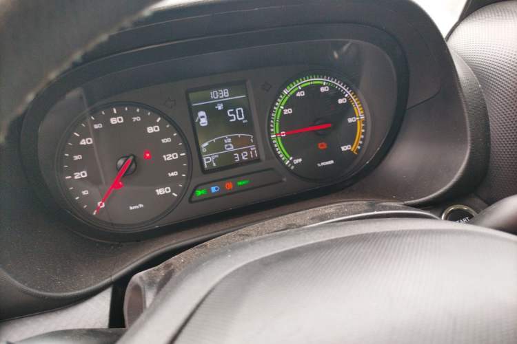 Used Roewe Clever 2021 302 km New Four-Seater Super-Efficient Version
