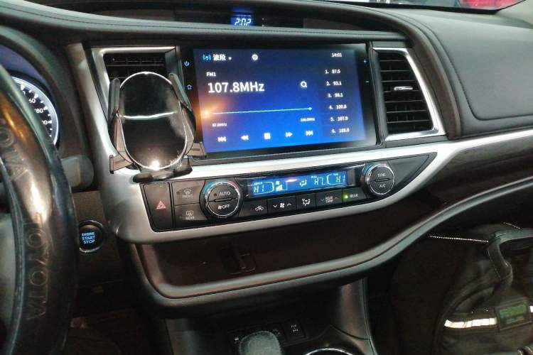 Used Toyota Highlander 2021 2.0T Four-Wheel Drive Prestige Version 7 Seats