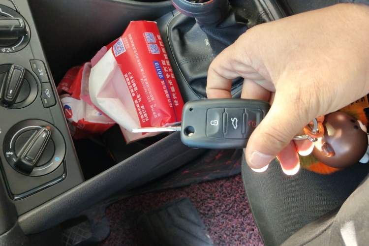 Used Volkswagen Polo 2016 1.4L Manual Fashion Model
