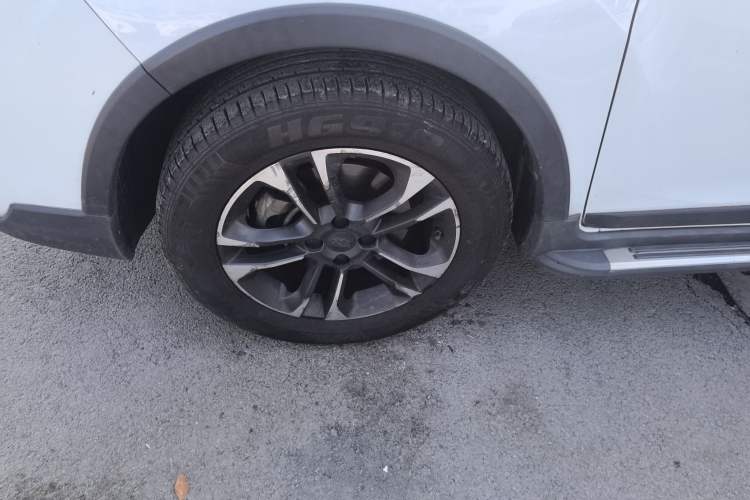 Used Geely Auto Vision X3 2019 Upgraded Model 1.5L Manual Elite Version
