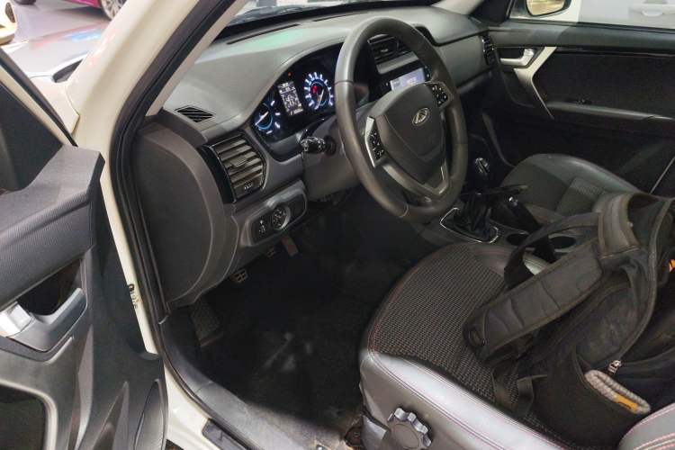 Used Chery Tiggo 3 2016 1.6L Manual ZhiShang Edition
