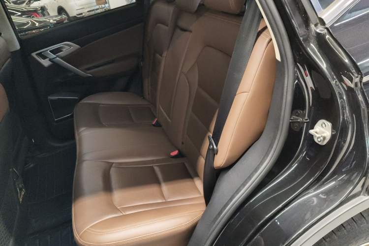 Used Geely Auto Emgrand X7 Sport 2016 1.8TD Automatic All-Wheel-Drive ZhiZun Edition
