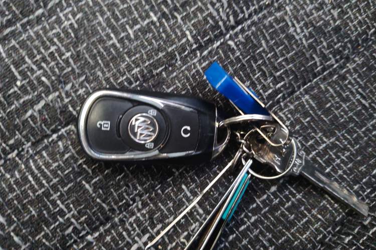 Used Buick Velite 6 2022 Plug-in Hybrid Connected Fashion Model
