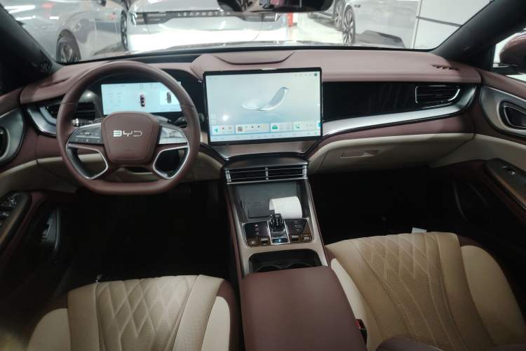 Used BYD Seal 07 DM-i 2025 DM-i 1.5T 125km Flagship Model
