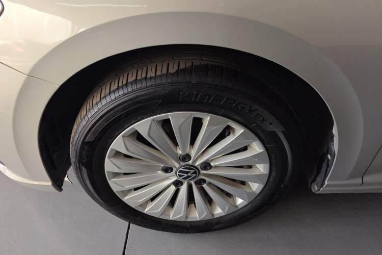 Used Volkswagen Lavida 2019 1.5L Automatic Comfort Edition China VI Standard