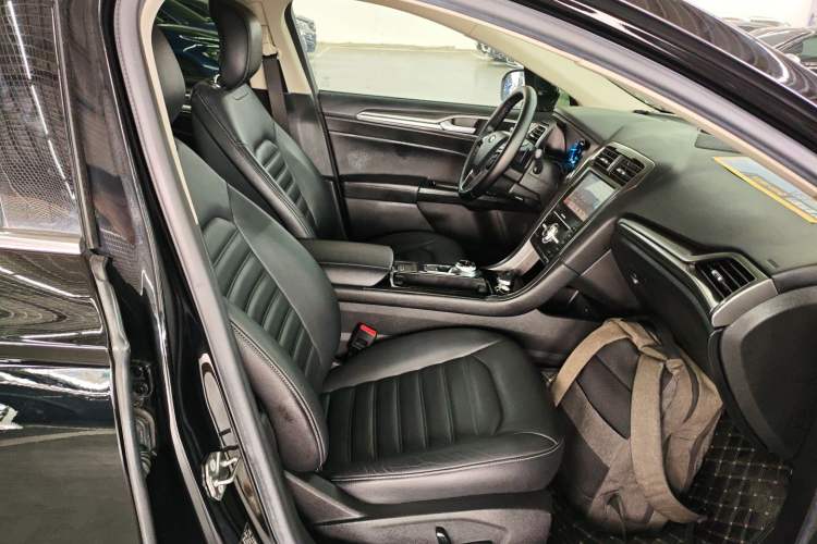 Used Ford Mondeo 2017 EcoBoost 200 Stylish Model