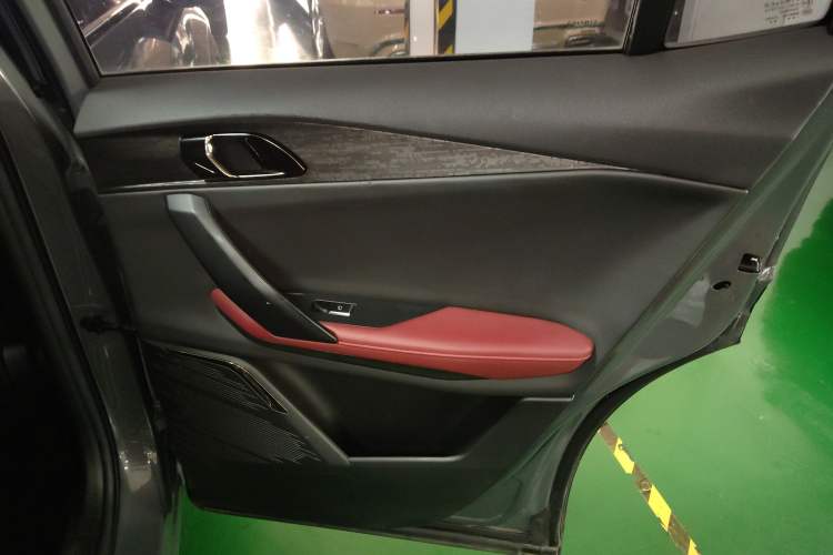 Used Lynk & Co 06 2020 1.5T JinPro model
