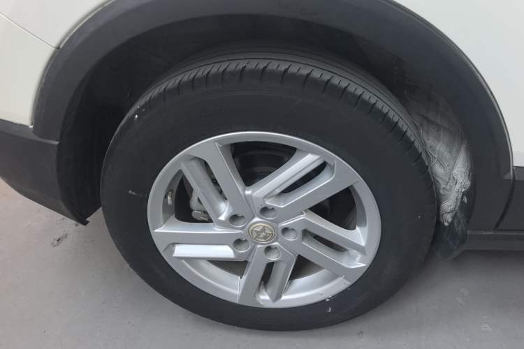 Used Venucia T60 2020 1.6L CVT Smart Drive Version China VI Standard
