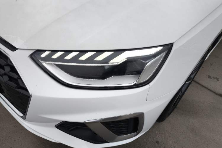 Used Audi A4L 2023 40 TFSI Fashion Dynamic Model
