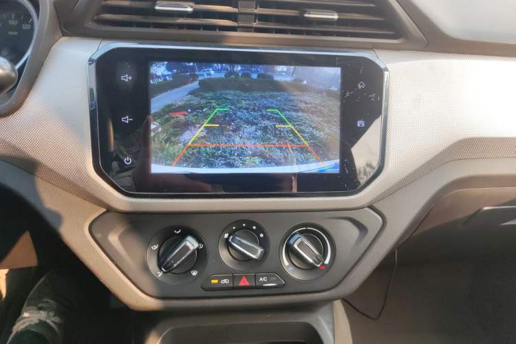 Used Wuling Hongguang 2019 1.5L S Comfort Edition China VI LAR
