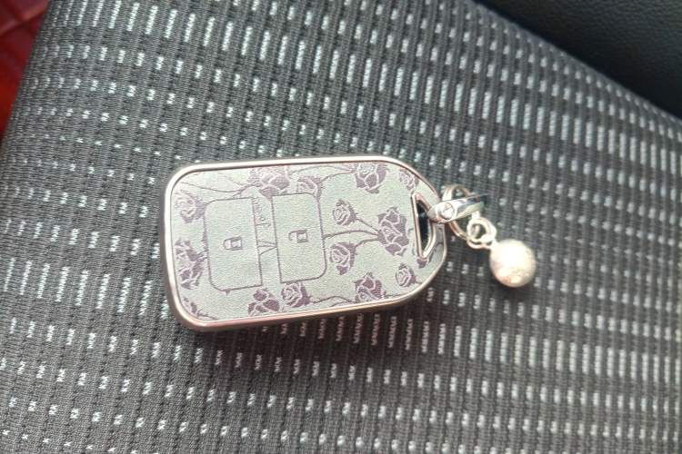 Used Honda Vezel 2015 1.8L CVT 2WD Luxury Model
