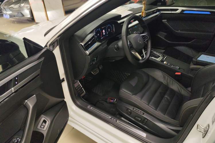 Used Volkswagen FAW-Volkswagen CC 2021 380TSI Striking Edition