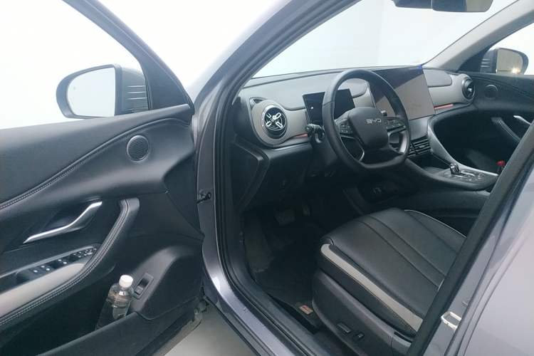 Used BYD Sealion 05 DM-i 2025 DM-i Smart Drive 115KM Flagship Model
