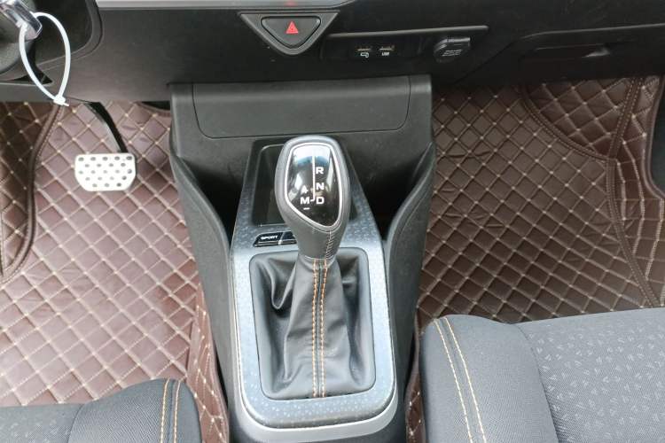 Used Geely Auto Vision X1 2017 1.3L Automatic Fun Edition
