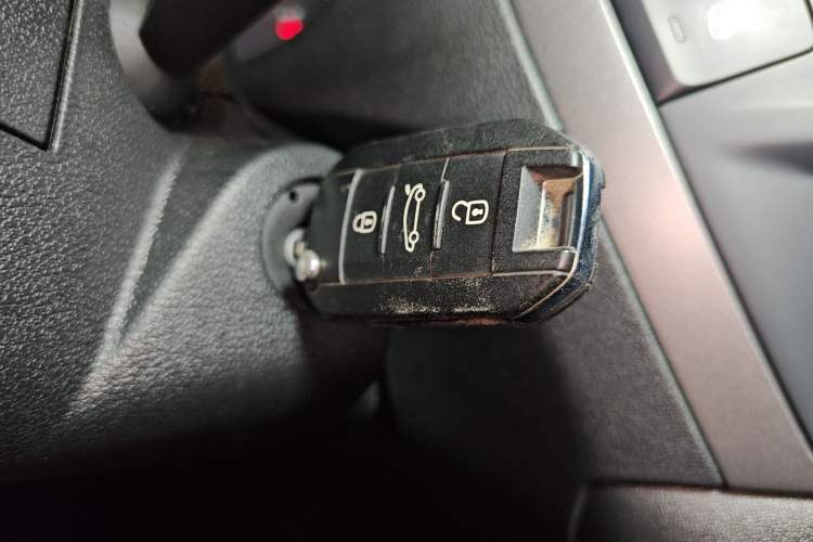 Used Citroen Elysee 2017 1.6L Manual Fashion Model