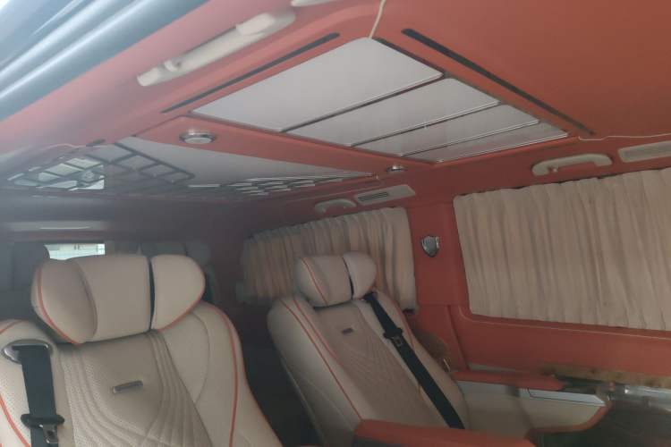 Used Mercedes-Benz Vito 2021 2.0T Elite Version 7 Seats
