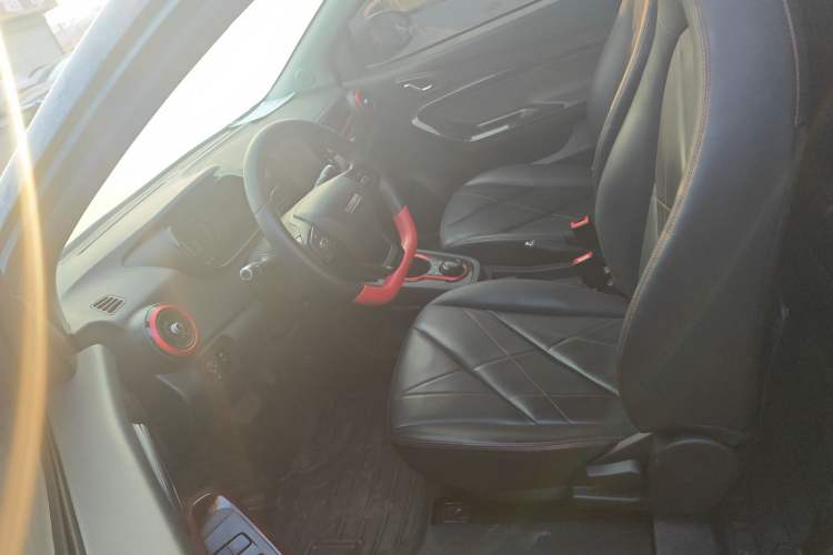 Used Chery Little Ant 2022 Sweet Pink Edition Half-Sugar Version Lithium Iron Phosphate 30 kW 301 km