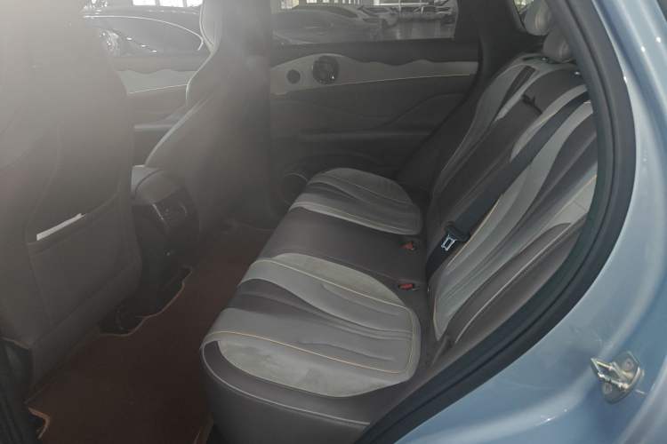 Used BYD Frigate 07 2023 DM-p 175 km Four-Wheel Drive Flagship Model
