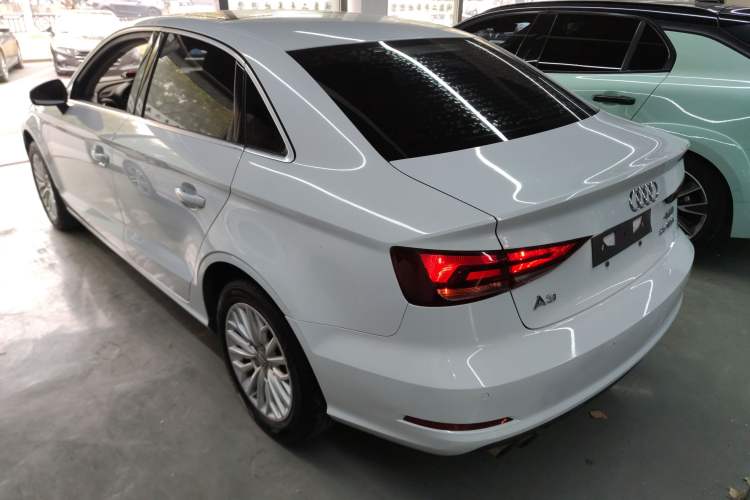 Used Audi A3 2014 Limousine 35 TFSI Automatic Fashion Model