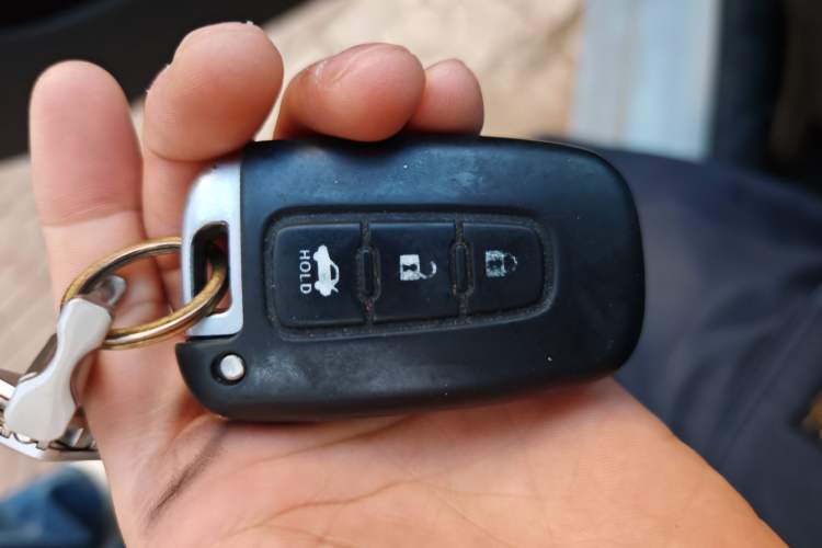 Used Kia K2 2015 Sedan 1.4L Automatic GLS