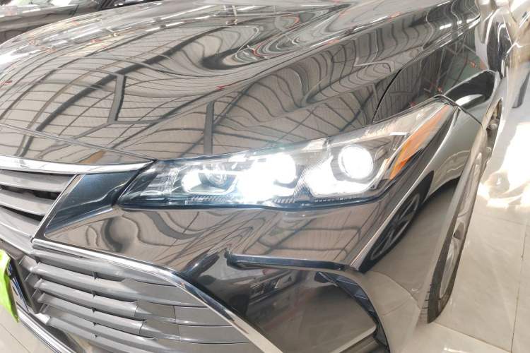 Used Toyota Avalon 2019 2.0L Luxury Edition China VI Standard