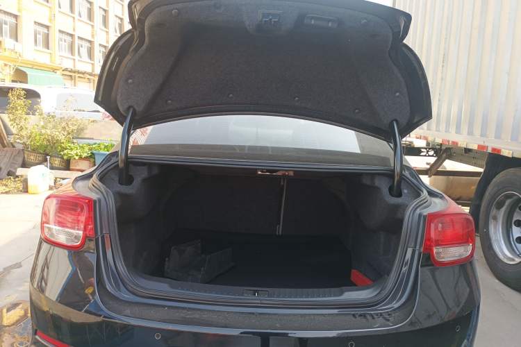 Used Chevrolet Malibu 2014 2.0L Automatic Luxury Edition
