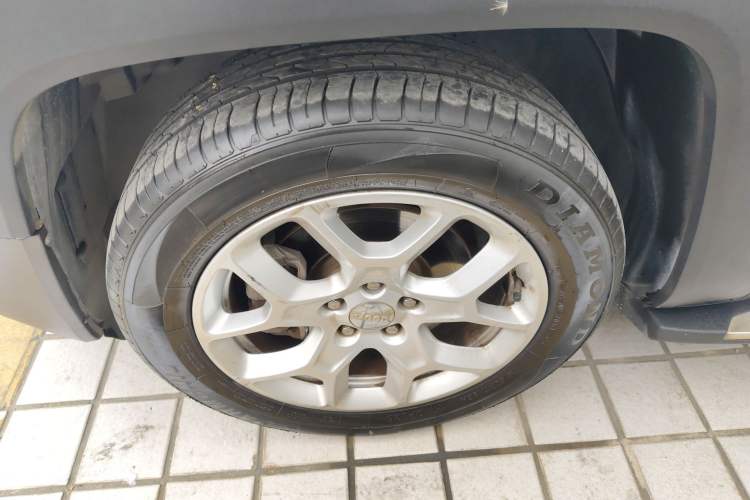 Used  Renegade 2017 180T Automatic High-Energy Version
