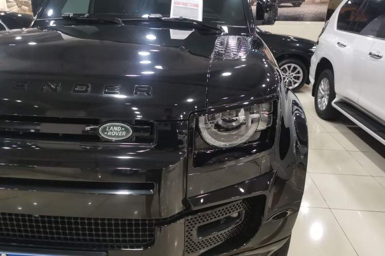 Used Land Rover Defender 2022 110 P400 Dark Edition
