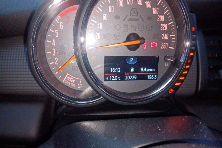 Used MINI MINI 2016 1.5T COOPER
