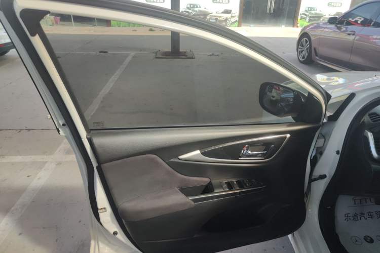 Used Honda Crider 2015 1.8L automatic comfort version
