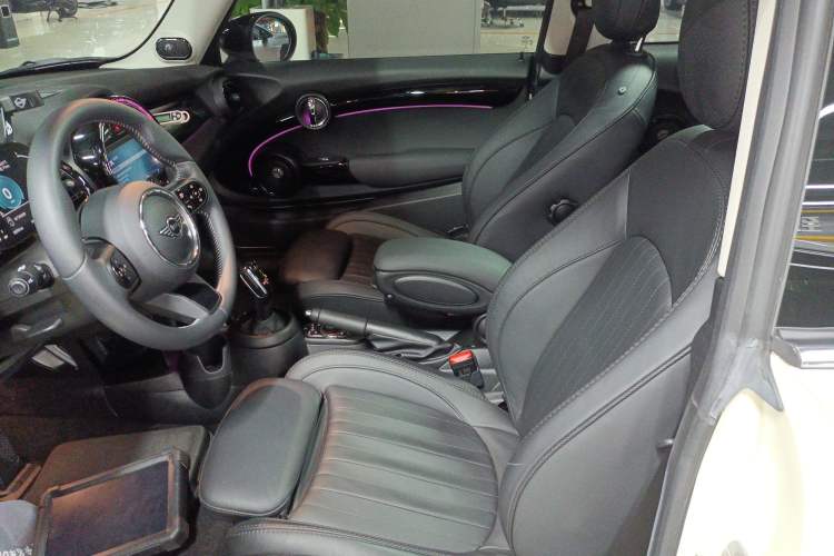 Used  MINI 2022 2.0T COOPER S Artist
