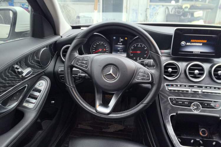 Used Mercedes-Benz C-Class 2015 C 180 L Sport Edition
