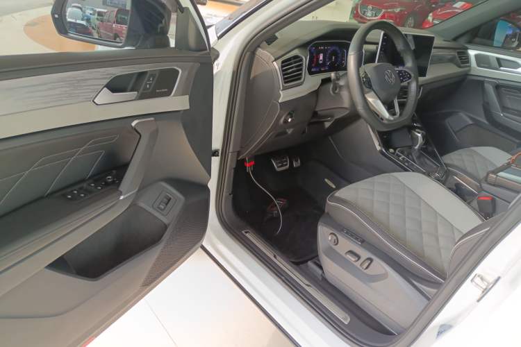 Used Volkswagen Tayron X 2023 Revised 380TSI Four-Wheel Drive Flagship Smart Edition