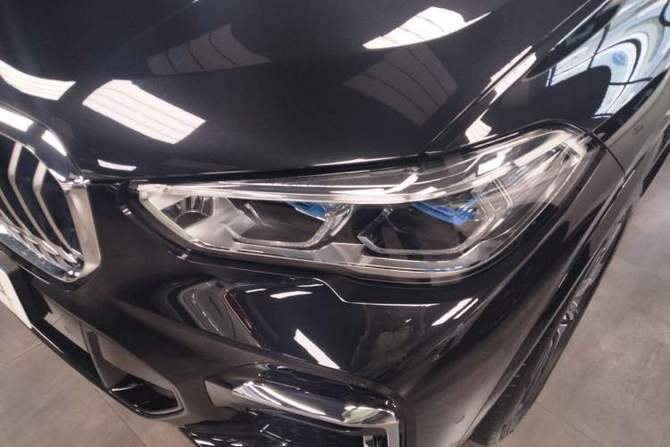 Used BMW X5 2022 Restyled xDrive 30Li Luxury Version M Sport Package
