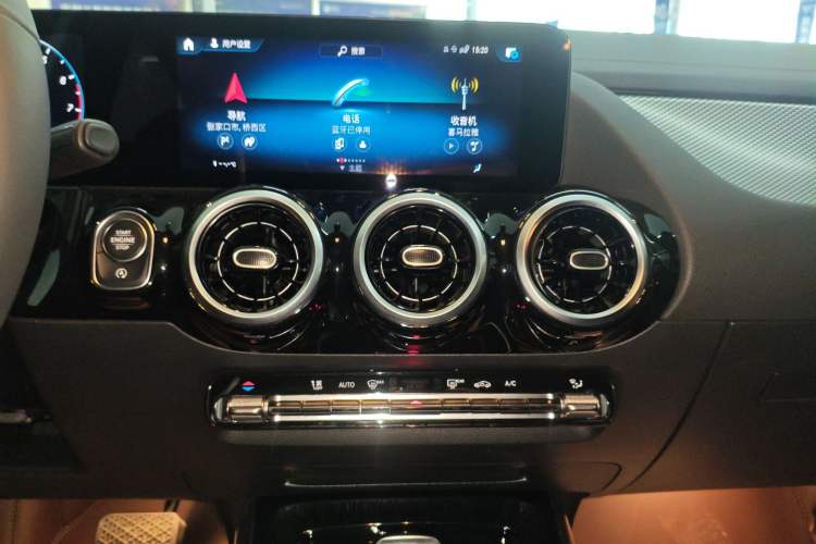 Used Mercedes-Benz GLA 2023 Facelifted GLA 200