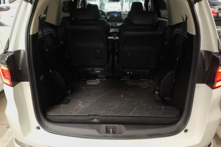 Used Honda Elysion 2022 2.0L eHEV Luxury First Edition
