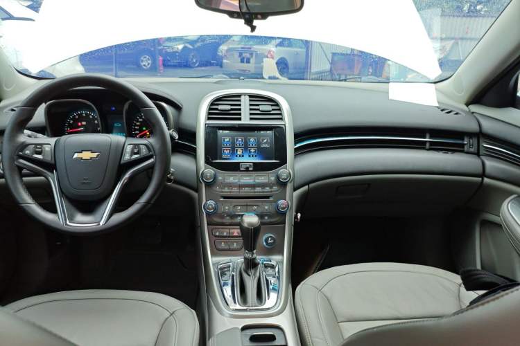 Used Chevrolet Malibu 2014 2.0L Automatic Luxury Edition
