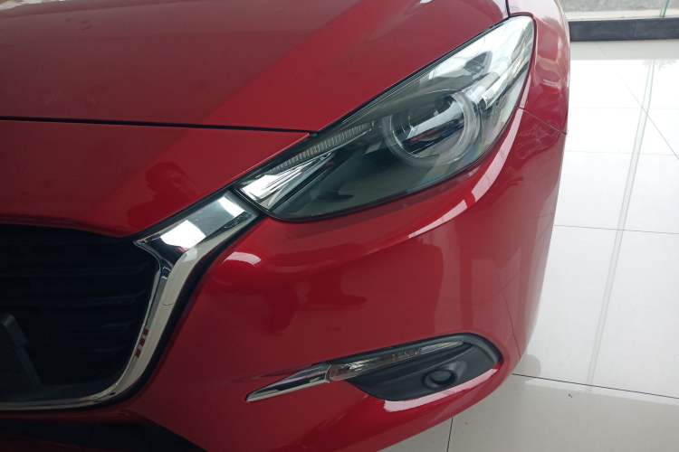 Used Mazda Mazda 3 Axela 2017 Sedan 2.0L Automatic Prestige Model China V Standard