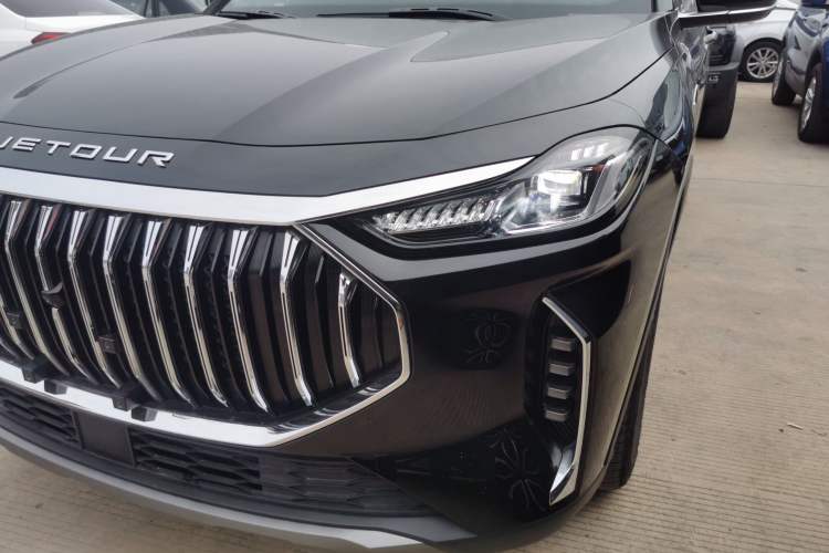 Used JETOUR X70 PLUS 2023 1.6T DCT Stronger 7-Seater
